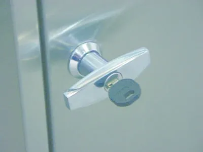 Skap til rekvisita - rustfritt