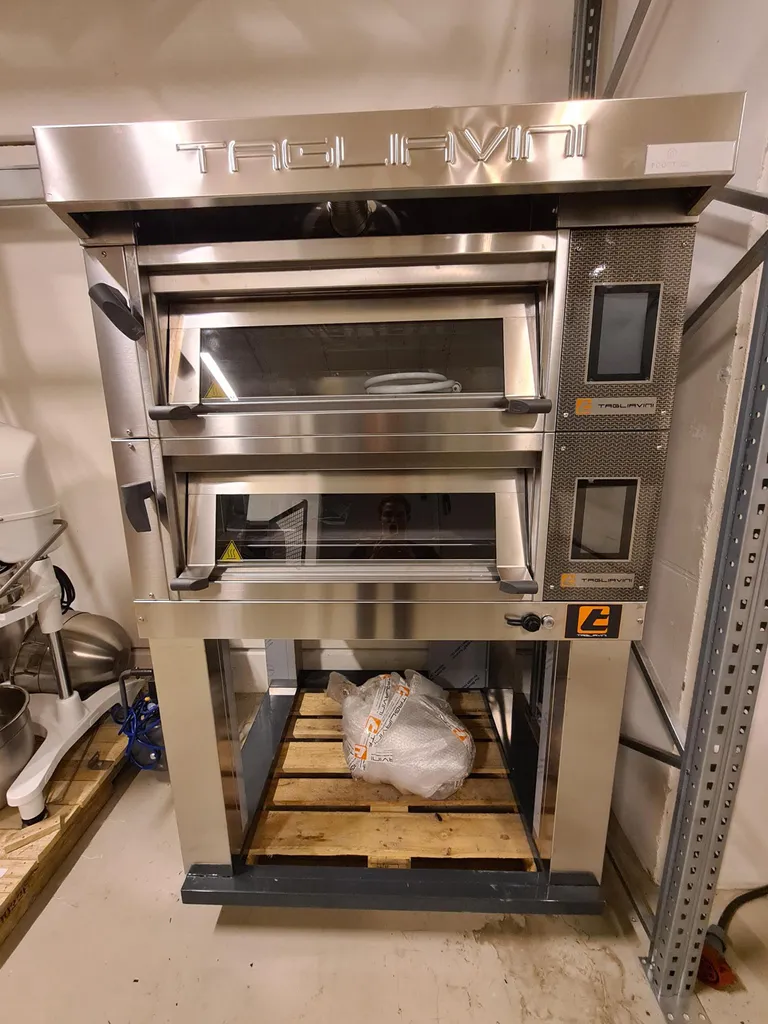 Tagliavini Modular steinovn demo